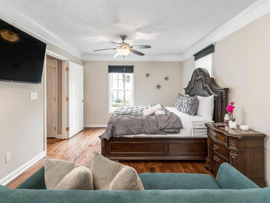 Gorgeous East Village Home Near Downtown Sleeps 12 5 Bedrooms Coffee Bbq Ac Parking Атланта Екстериор снимка