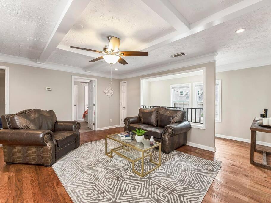 Gorgeous East Village Home Near Downtown Sleeps 12 5 Bedrooms Coffee Bbq Ac Parking Атланта Екстериор снимка